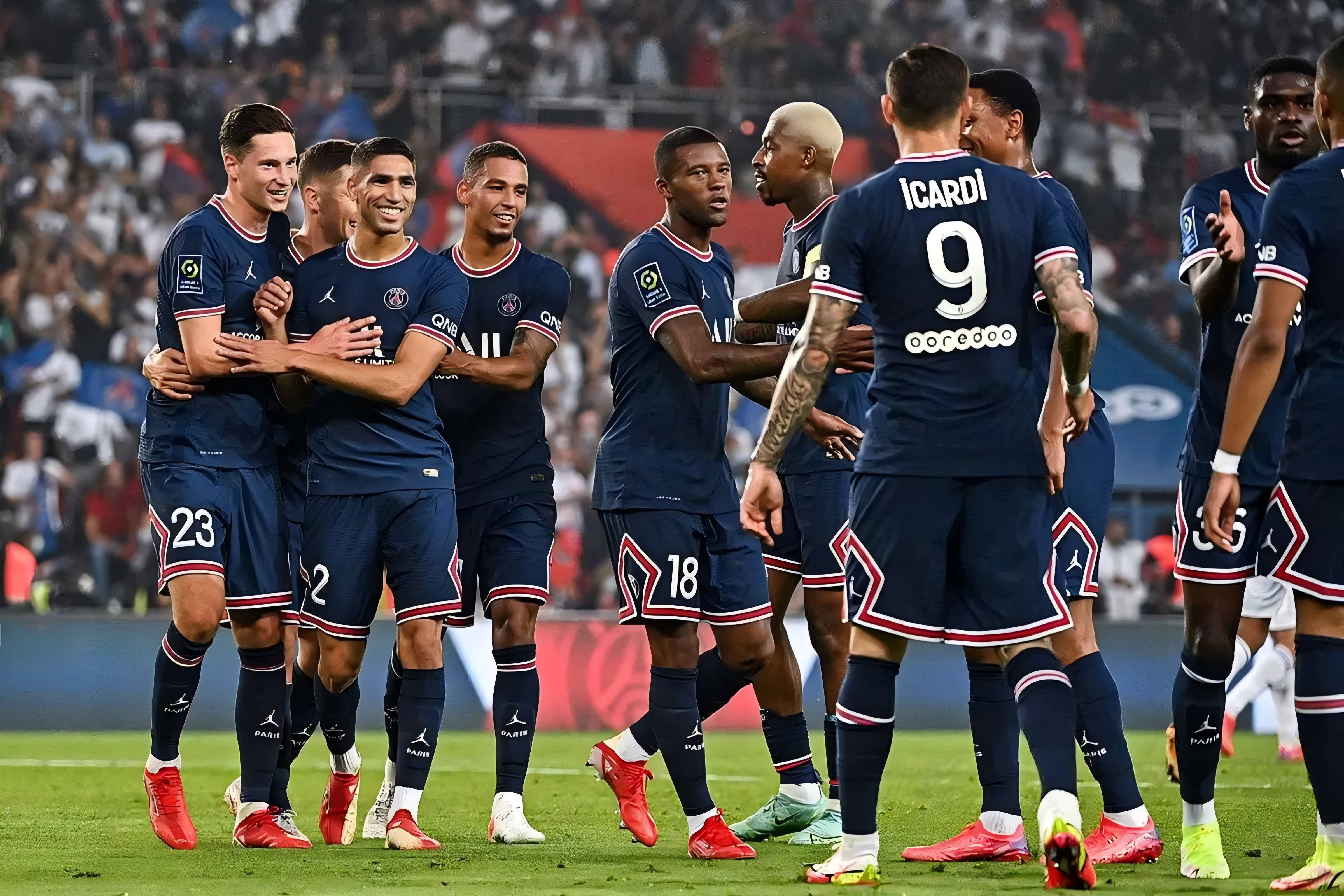 关于巴黎圣日耳曼迎亚冠关键赛，今晚止住颓势，气氛紧张，球队文化再被提及的信息